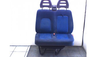 BANQUETTE AVANT